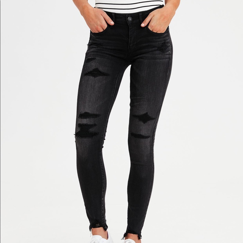 Brand new never worn black AE jeans!